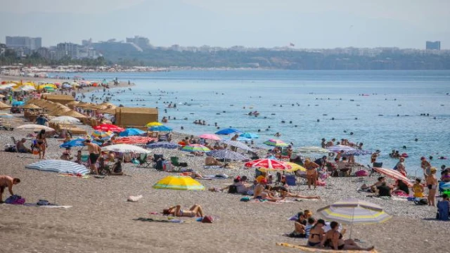 Bayramda iki tercih; yazlıkçılar Ege’ye, otelciler Akdeniz’e