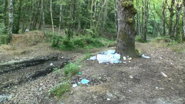  Belgrad Ormanı’nı çöplüğe çevirdiler