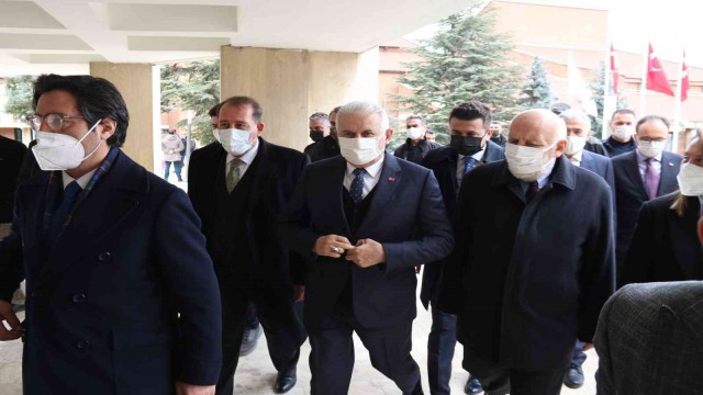 Binalı Yıldırım Eskişehir’de