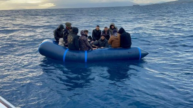 Bodrum’da 38 kaçak göçmen kurtarıldı, 8 kaçak göçmen yakalandı