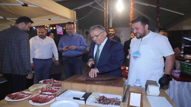 Büyükşehir’in Kale İçi Sanat Etkinliklerine yoğun ilgi