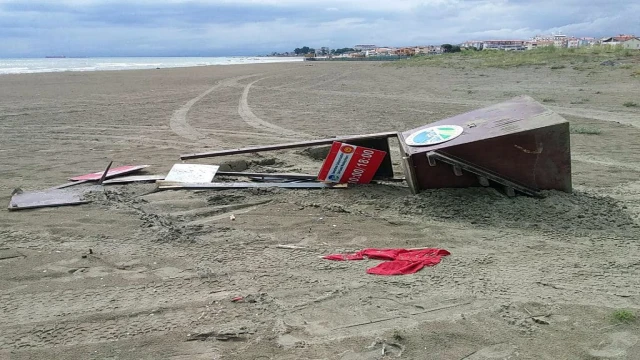 Cankurtaran kulesi tahrip edildi, bölge halkı tepki gösterdi