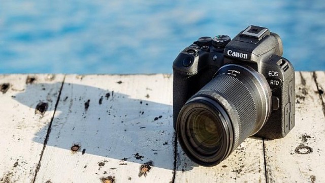 Canon’dan fotoğraf tutkunlarına muhteşem seri: İki yeni hibrit fotoğraf makinesi: EOS R7 ve EOS R10