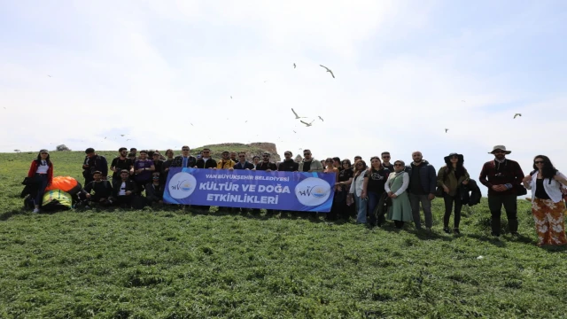 Çarpanak Adasında doğa yürüyüşü