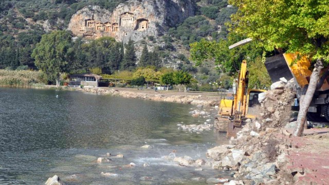 Çevre Bakanı Kurum: Dalyan’da Çevreye uyumlu doğal malzeme ve materyaller kullanılacak