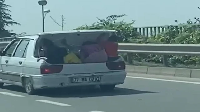 Çocukların bagajda tehlikeli yolculuğu kamerada