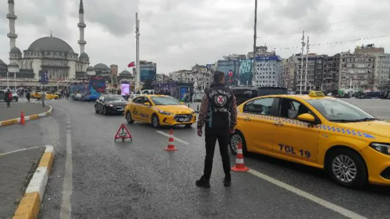 Beyoğlu'nda kemer takmadığı için ceza yazılan taksici: Sürekli oturduğumuz için daraltıyor