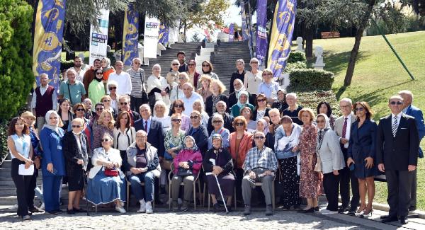 Dünya Alzheimer Günü’nde Beşiktaş’ta farkındalık etkinliği