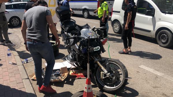 Göreve giden motosikletli asayiş timi kaza yaptı; 2 polis yaralandı