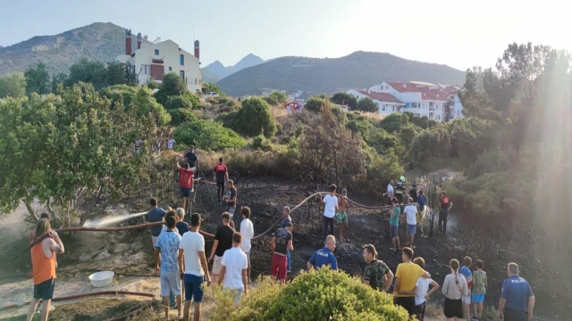 Datça’daki makilik yangını büyümeden söndürüldü