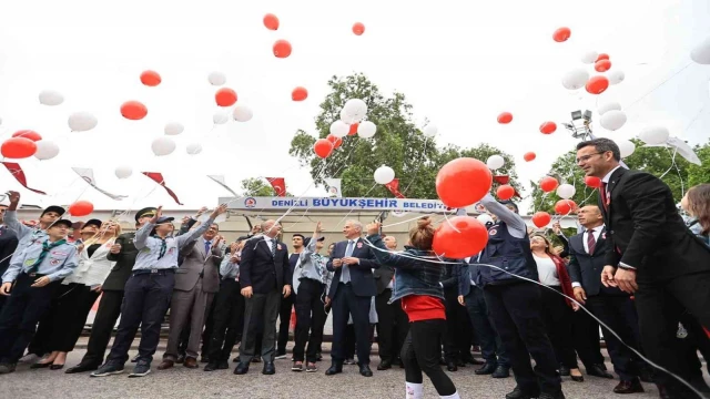 Denizli’de 19 Mayıs coşkuyla kutlanıyor