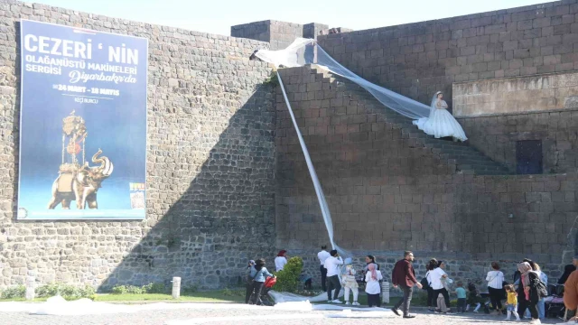 Diyarbakır’ın tarihi mekânlarını gelin duvağı sardı