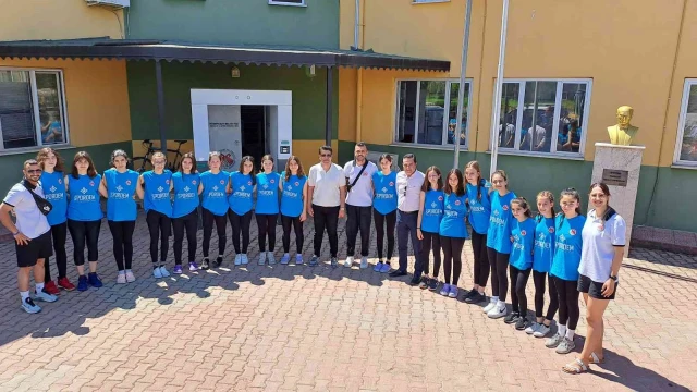 Döşemealtılı voleybolcular, Türkiye Şampiyonası’nda