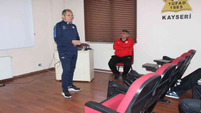 Dr. Mustafa Palancıoğlu Grassroots-C Futbol Antrenör Kursu Kayseri’de başladı