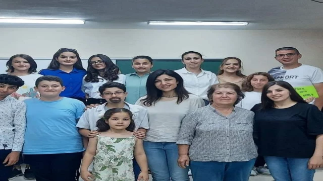 Drama kursiyerlerinin skeci büyük beğeni topladı