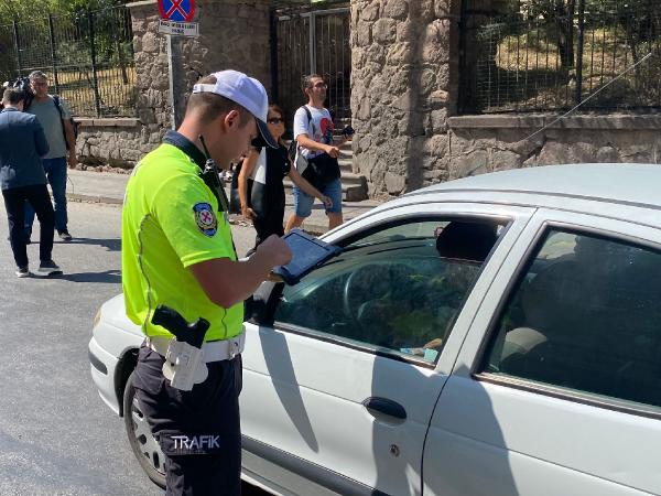 Ankara polisinden okul çevrelerinde eş zamanlı denetim