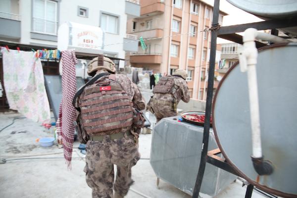 Hatay'da 84 adrese uyuşturucu operasyonu: 55 gözaltı