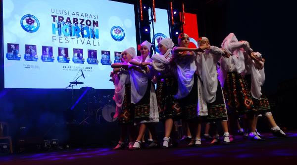 Trabzon’da, 'Uluslararası Horon Festivali' başladı