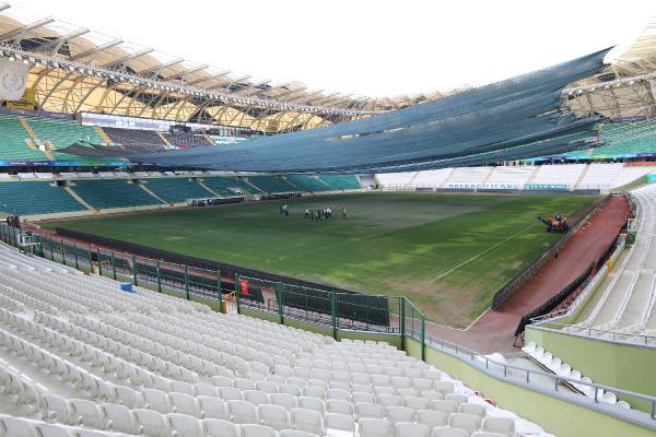 Konyaspor'un stadına hibrit çim yapılıyor