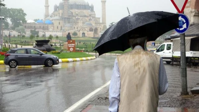 Edirne’de beklenen sağanak etkili oldu