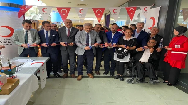 Elazığ’da atık malzemeler oyuncağa dönüştü