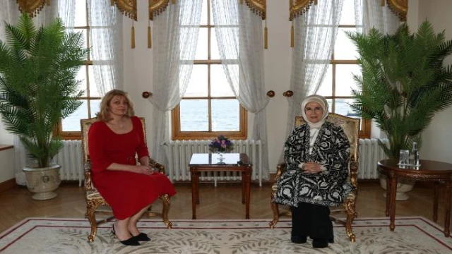 Emine Erdoğan, Bulgaristan Cumhurbaşkanı Rumen Radev’in eşi ile bir araya geldi