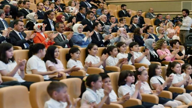 Emine Erdoğan: Su tüketimi bilincine sahip olmanın hayati önemi var