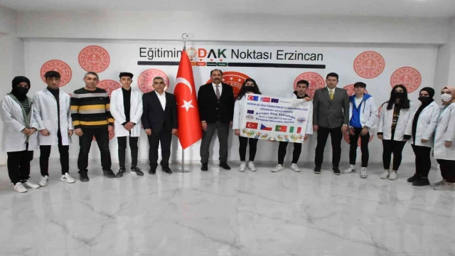 Erasmus projesiyle Tarım Meslek Lisesi öğrencileri yurtdışında eğitim aldı