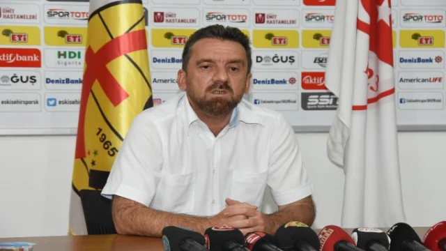 Eskişehirspor’da eski başkan Hoşcan ile 389 kişi üyelikten çıkarıldı