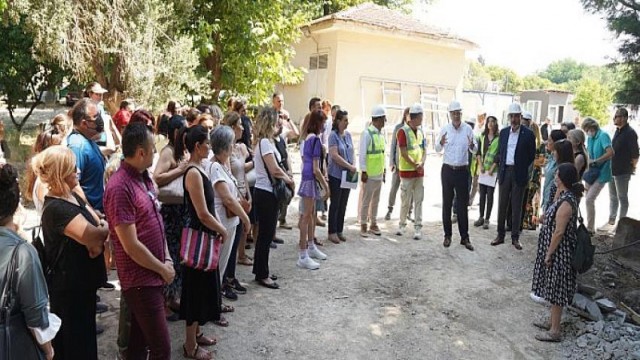 EÜ Yabancı Diller Yüksekokulu örnek binasıyla yeni döneme hazırlanıyor