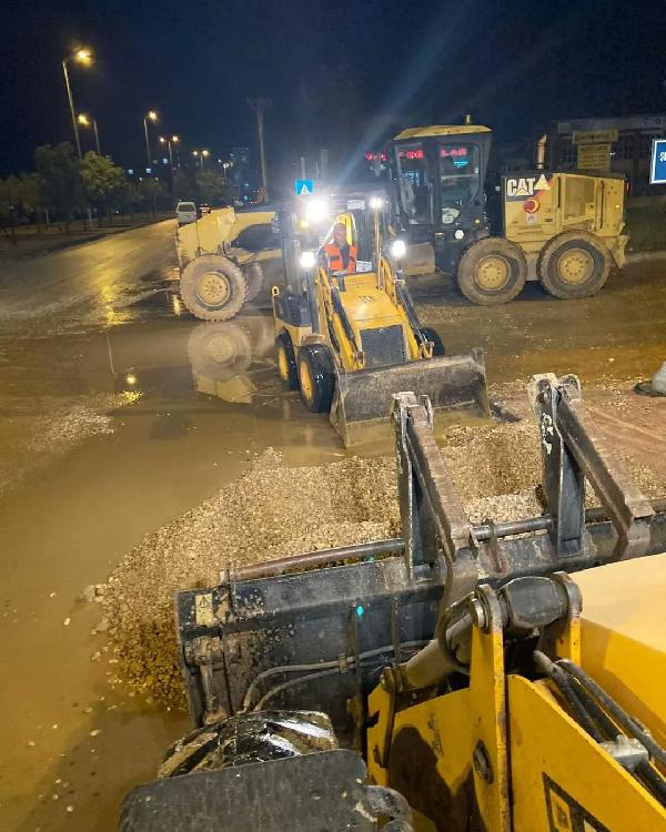 Kastamonu'da etkili olan sağanakta 400 ev iş yerinde su tahliyesi tamamlandı