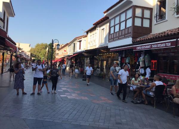 Kuşadası Körfezi'nde 3.9 büyüklüğünde deprem