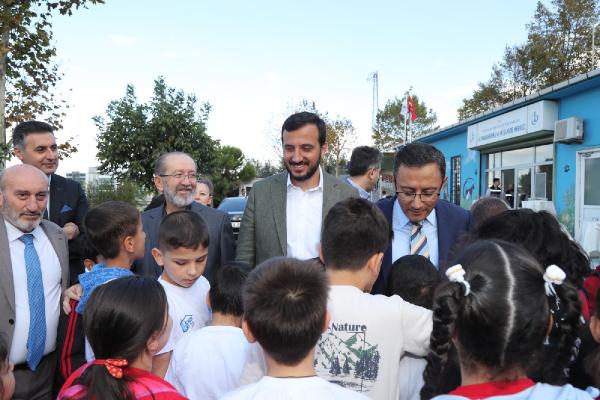 Bağcılar’da çocuklar Hayvan Barınma ve Müşahede Merkezi'ni ziyaret etti