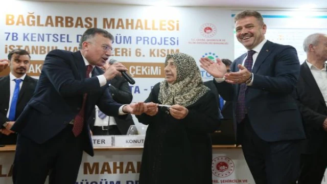 Gaziosmanpaşa’da kentsel dönüşüm projesiyle 844 konut ve iş yeri yeni sahiplerini buldu