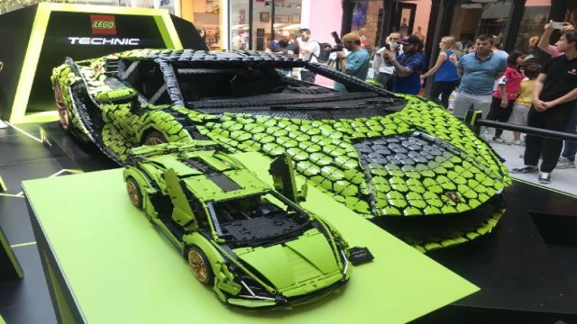 Gerçek boyutlu LEGO Technic Lamborghini Sián FKP 37 İstanbul’da  