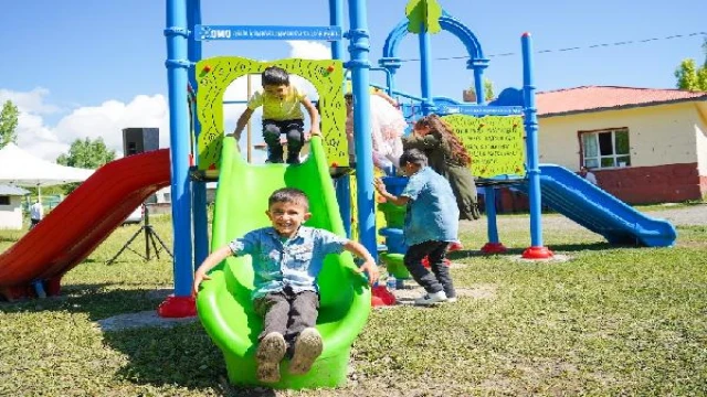 Geri Dönüştürülmüş Plastik Atıklar Ağrı’da Çocuklara Oyun Parkı Oldu