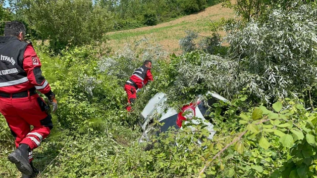 Hafif ticari araç kontrolden çıkıp devrildi: 9 Yaralı