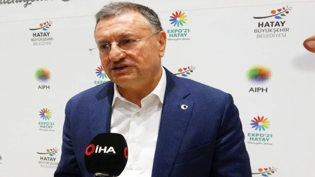 Hatayspor Onursal Başkanı Savaş: ”Türk bir teknik direktör ile görüşüyoruz”