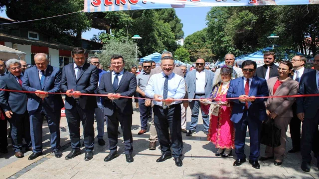 Hayat Boyu Öğrenme Şenliği törenle başladı