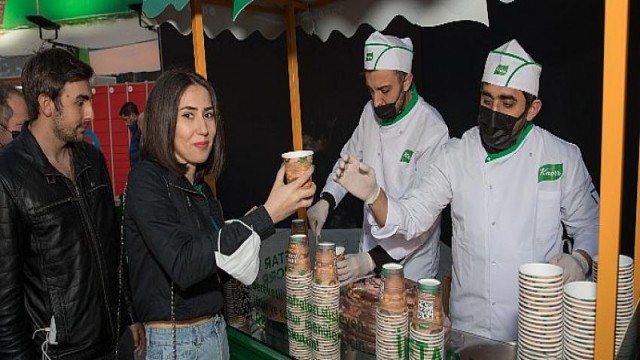 İftar Vakti Sokaklarda Çorba Kokusu