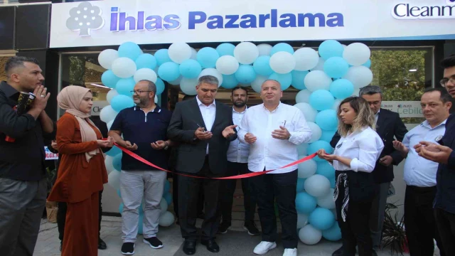 İhlas Pazarlama Kütahya Temsilciliği yeni binasında