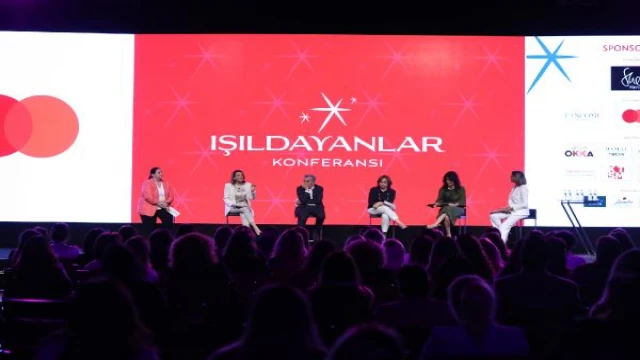 ’Işıldayan Kadınlar’ ilham olmak için bir araya geldi 