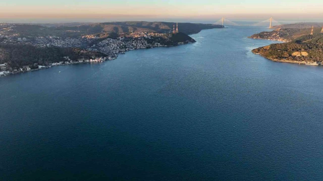 İstanbul Boğazı’nda gönüllü temizlik: Su altı dronu kirliliğin boyutunu görüntüledi