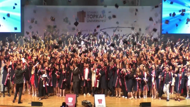 İstanbul Topkapı Üniversitesi mezun öğrencilerini uğurladı