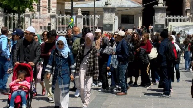 İstanbul’a turist akını bekleniyor