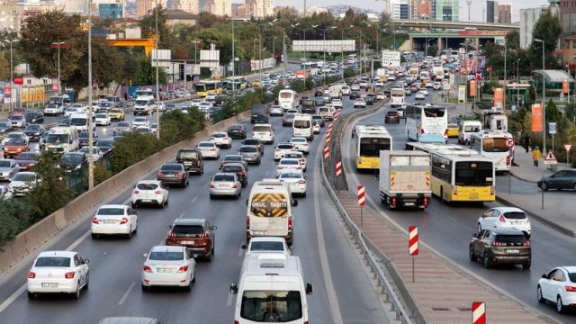 İstanbul'da araç sayısı artıyor uzmanlar uyardı!