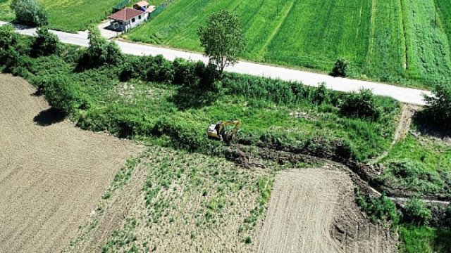 İsu, Tarımsal Sulama Kanallarının Temizliğini Gerçekleştiriyor