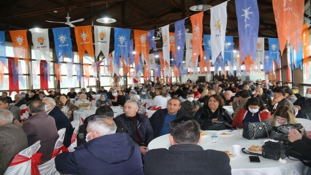 İzmir’de coşkulu ’Teşkilat Akademisi Mahalle Eğitim Programı’