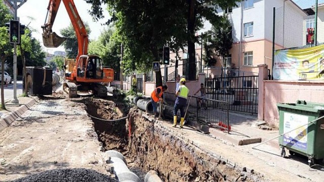 İzmit Kuruçeşme Fatih Mahallesinde İki Caddeye Sağlıklı Altyapı