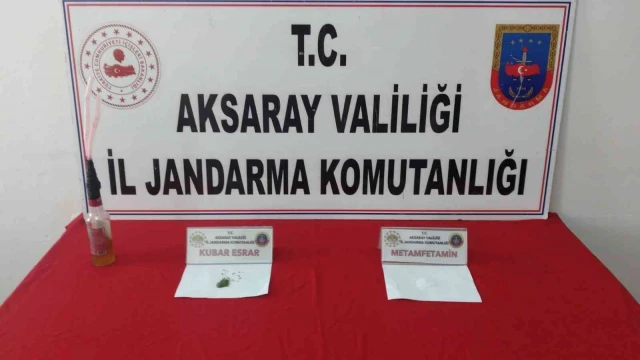 Jandarma uyuşturucu tacirlerine göz açtırmıyor